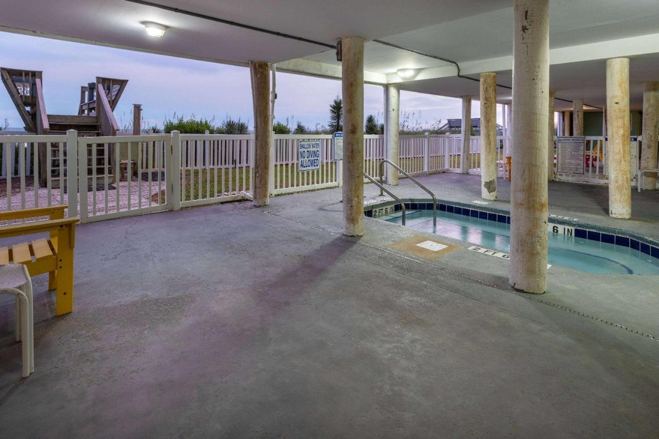 Sandpebble Beach Club Surfside Beach A Ramada By Wyndham Buitenkant foto